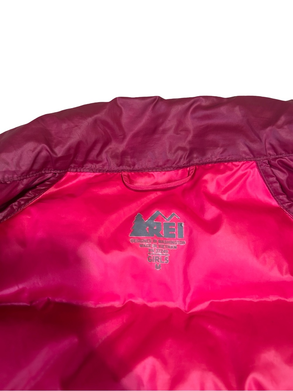 REI Girls Pink Down Puffer Jacket Size
M - Picture 2 of 9
